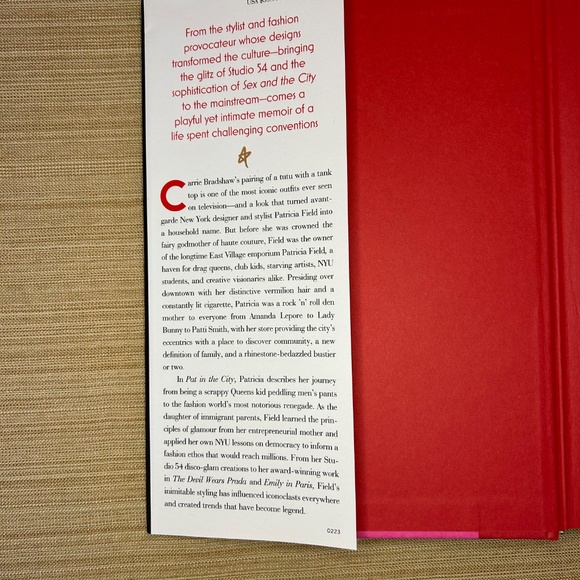 Book - Pat in the City - by Patricia Field - Picture 2 of 4